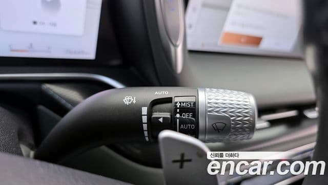 Genesis G90 2023 — ფოტო 25/30