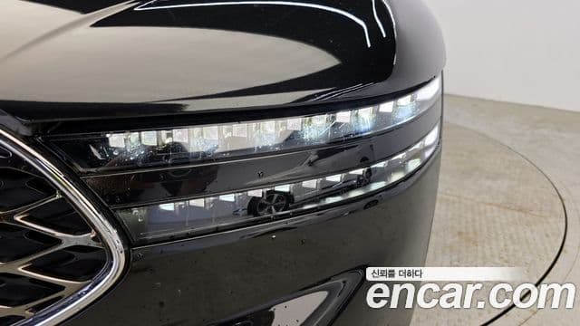 Genesis G90 2023 — ფოტო 1/30