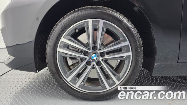 BMW 2 Series Gran Coupe 2024 — ფოტო 5/20