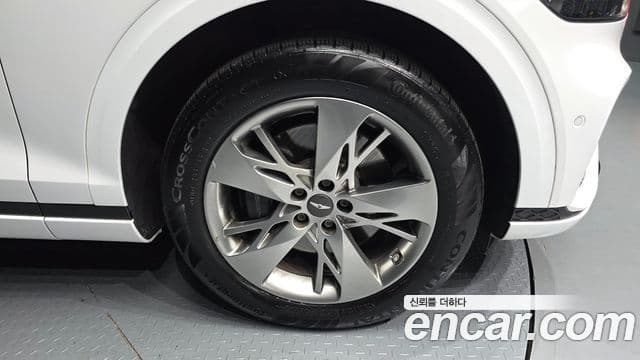 Genesis GV70 2021 — Photo 10/32