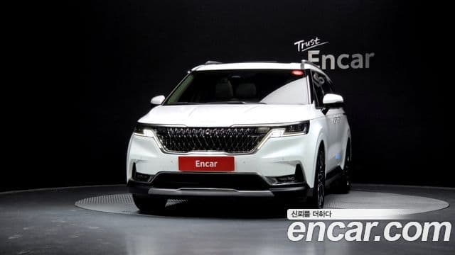 Kia Carnival 2023 — Фото 3/20
