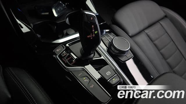 BMW X3 2021 — Şəkil 11/33