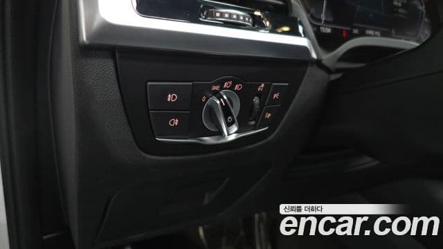 BMW X3 2021 — Şəkil 32/33