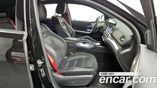 Mercedes-Benz GLE-Class 2023 — ფოტო 7/20