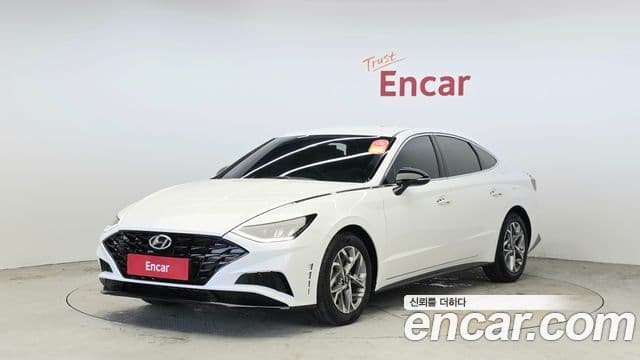 Hyundai Sonata 2023 — Фото 1/20