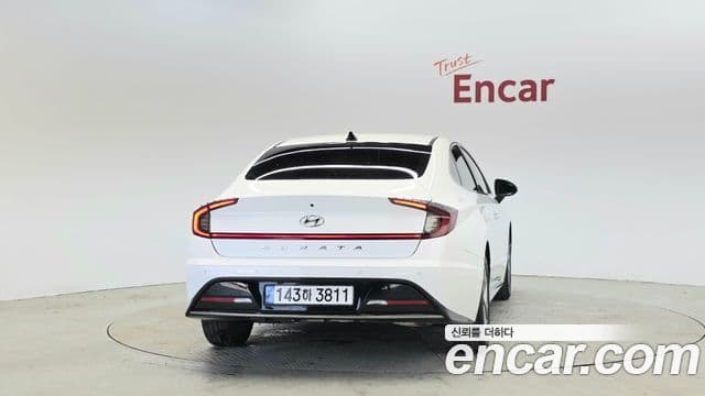 Hyundai Sonata 2023 — Фото 4/20