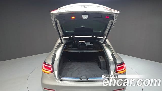 Mercedes-Benz GLC-Class 2022 — ფოტო 18/20