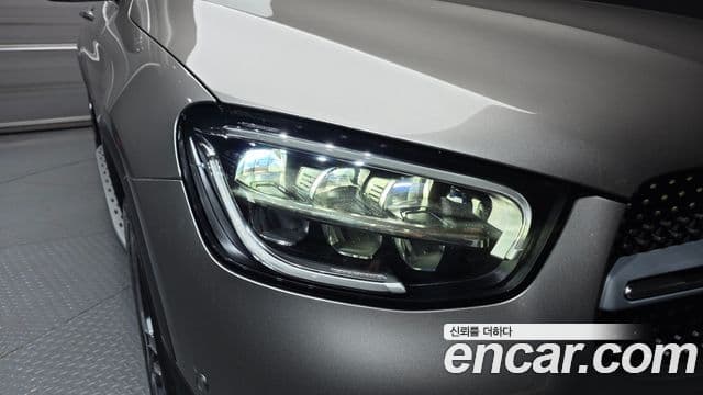 Mercedes-Benz GLC-Class 2022 — Photo 5/33