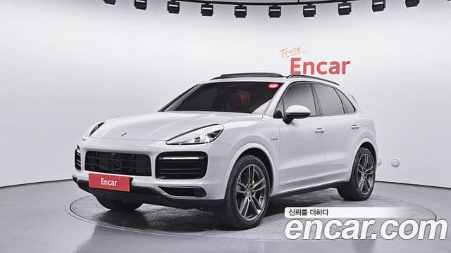 Porsche Cayenne 2023 — Şəkil 1/20