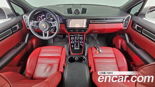 Porsche Cayenne 2023 — Şəkil 7/20