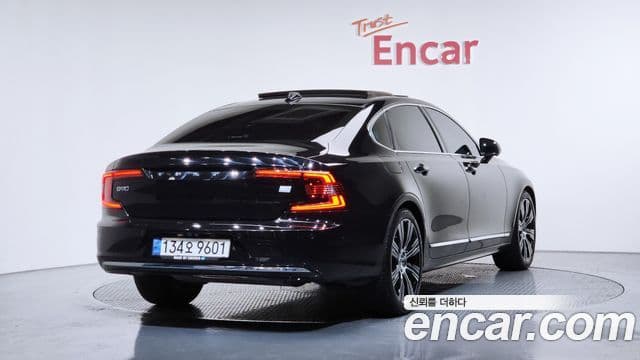Volvo S90 2022 — Şəkil 2/20