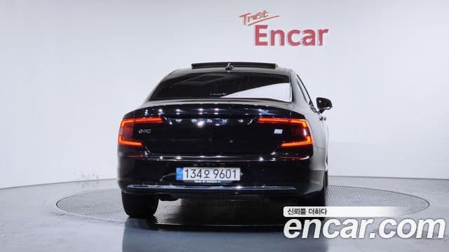Volvo S90 2022 — фото 4 из 20