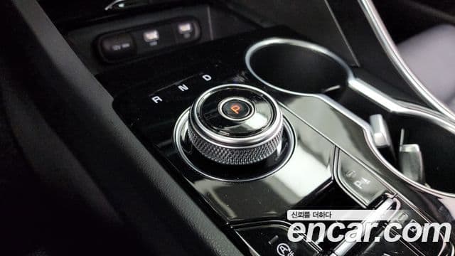 Kia K5 2020 — ფოტო 9/20