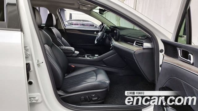 Kia K5 2020 — фото 11 из 20