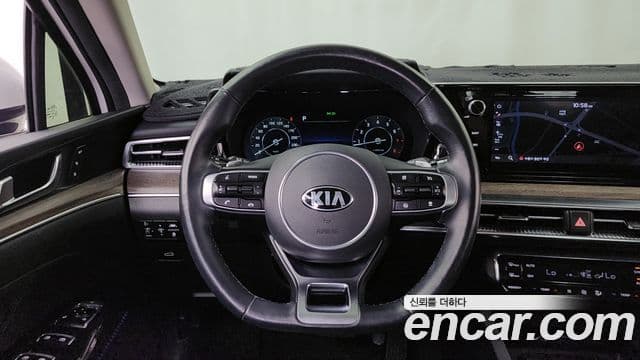 Kia K5 2020 — ფოტო 13/20