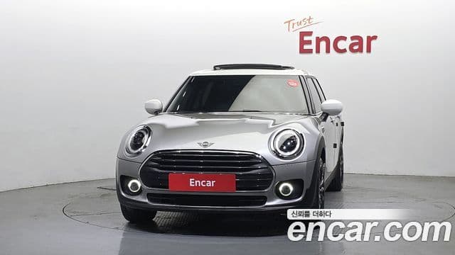 Mini Cooper Clubman 2023 — Фото 3/20