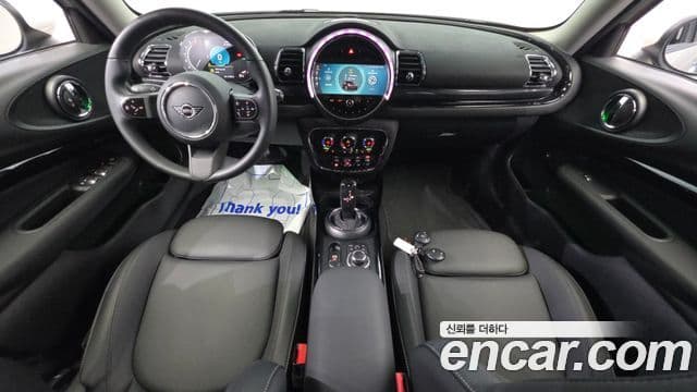 Mini Cooper Clubman 2023 — Фото 7/20