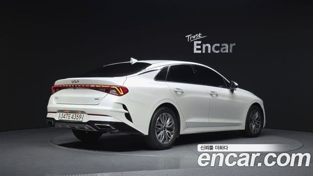Kia K5 2022 — Şəkil 2/20