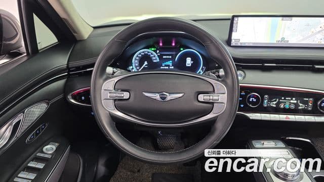 Genesis GV70 2021 — ფოტო 17/35
