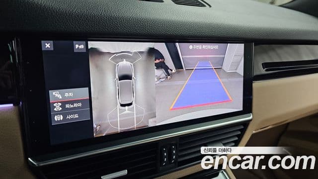 Porsche Cayenne 2019 — ფოტო 14/20
