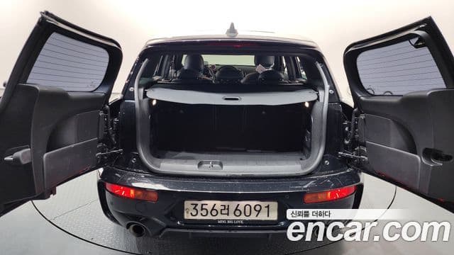 Mini Cooper S Clubman 2023 — Şəkil 15/20