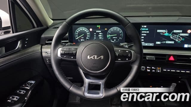 Kia K5 2025 — Фото 13/20