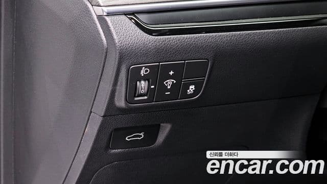Kia K5 2025 — ფოტო 17/20