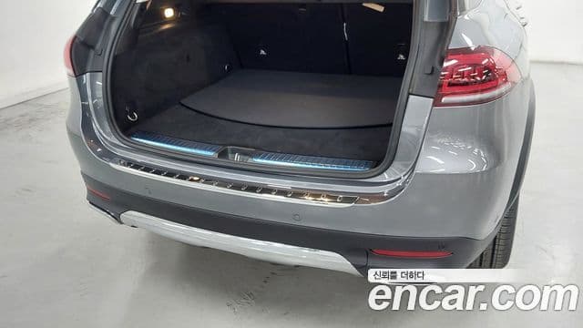Mercedes-Benz GLE-Class 2021 — Фото 11/20