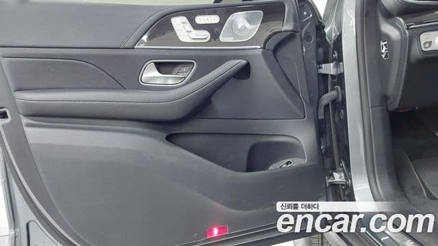 Mercedes-Benz GLE-Class 2021 — Фото 15/20