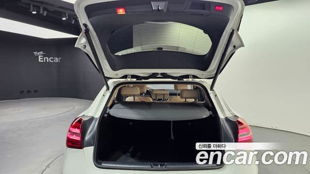 Mercedes-Benz GLA-Class 2018 — Фото 20/20