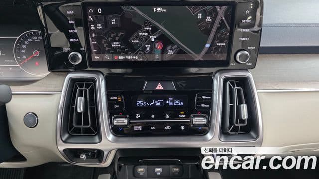 Kia Sorento 2021 — Şəkil 14/20