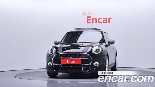 Mini Cooper S 2020 — ფოტო 3/20