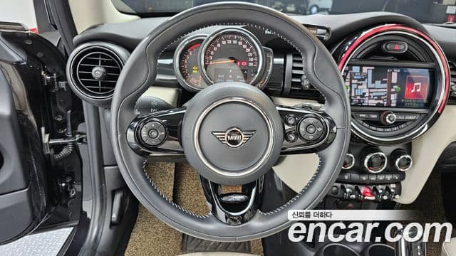 Mini Cooper S 2020 — Şəkil 13/20