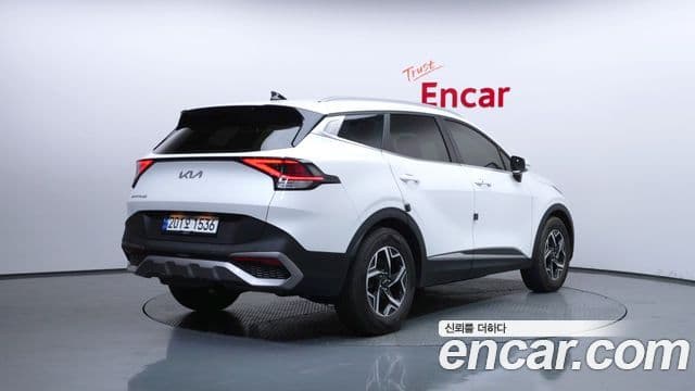 Kia Sportage 2023 — Şəkil 2/20