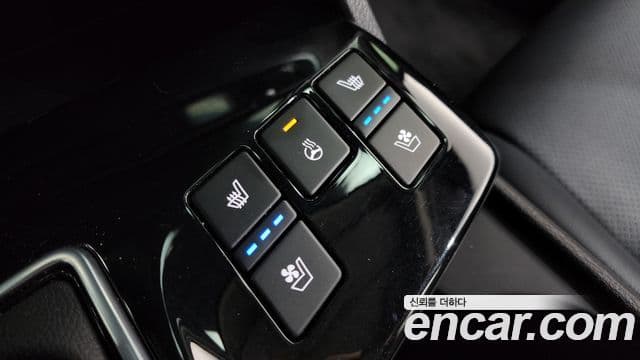 Kia Sportage 2023 — Şəkil 15/20