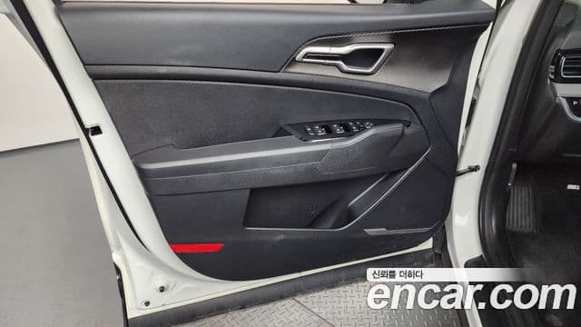 Kia Sportage 2023 — ფოტო 35/35