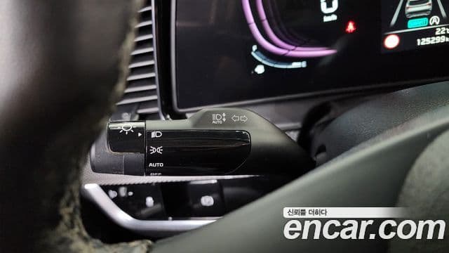 Kia Sportage 2023 — ფოტო 24/35