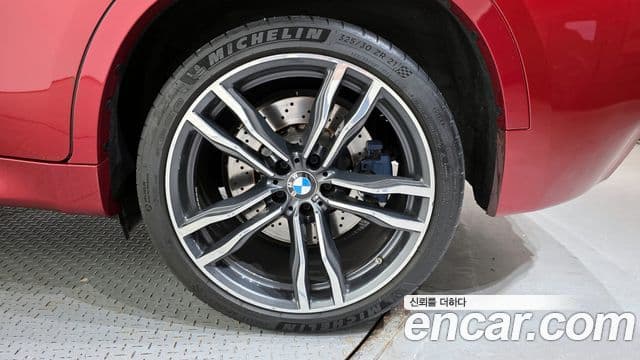 BMW X6M 2019 — Photo 27/31