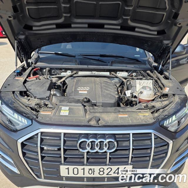 Audi Q5 2022 — Фото 18/19