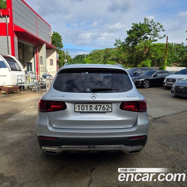Mercedes-Benz GLC-Class 2020 — ფოტო 8/19