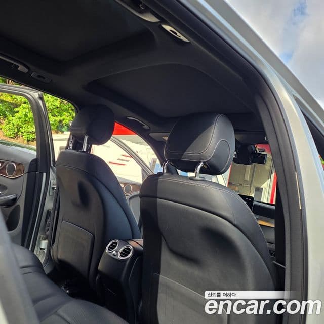 Mercedes-Benz GLC-Class 2020 — ფოტო 15/19
