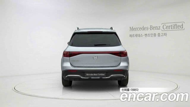 Mercedes-Benz EQB 2025 — ფოტო 11/13