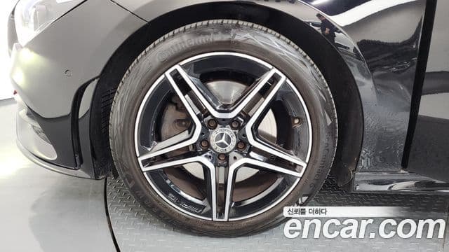 Mercedes-Benz CLA-Class 2022 — Фото 5/20
