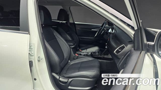 Kia Seltos 2025 — ფოტო 8/20