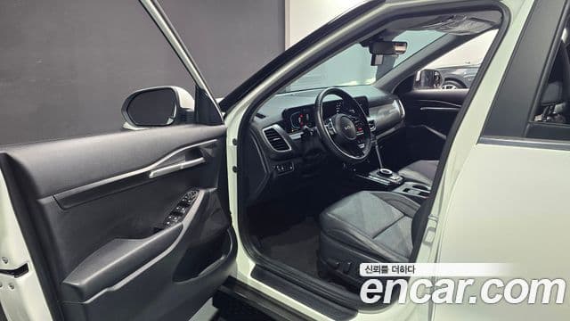Kia Seltos 2025 — ფოტო 11/20