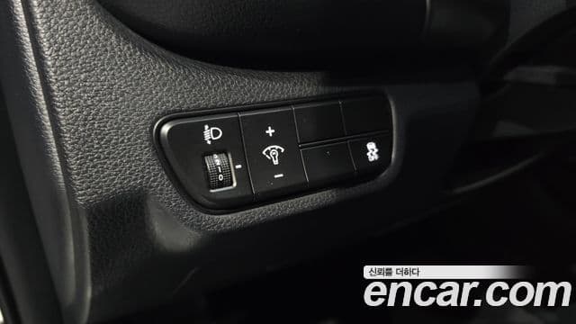 Kia Seltos 2025 — ფოტო 14/20