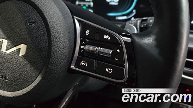 Kia Seltos 2025 — ფოტო 17/20