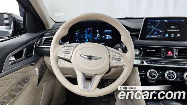 Genesis G70 2019 — Şəkil 13/20
