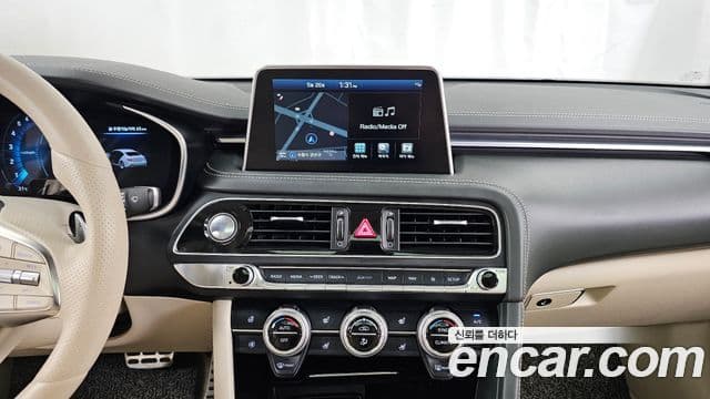 Genesis G70 2019 — Şəkil 14/20
