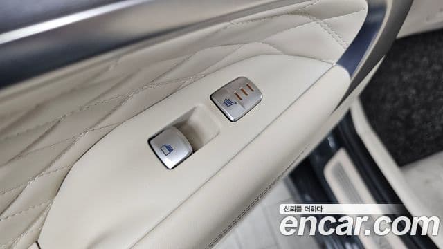 Genesis G70 2019 — Şəkil 19/20